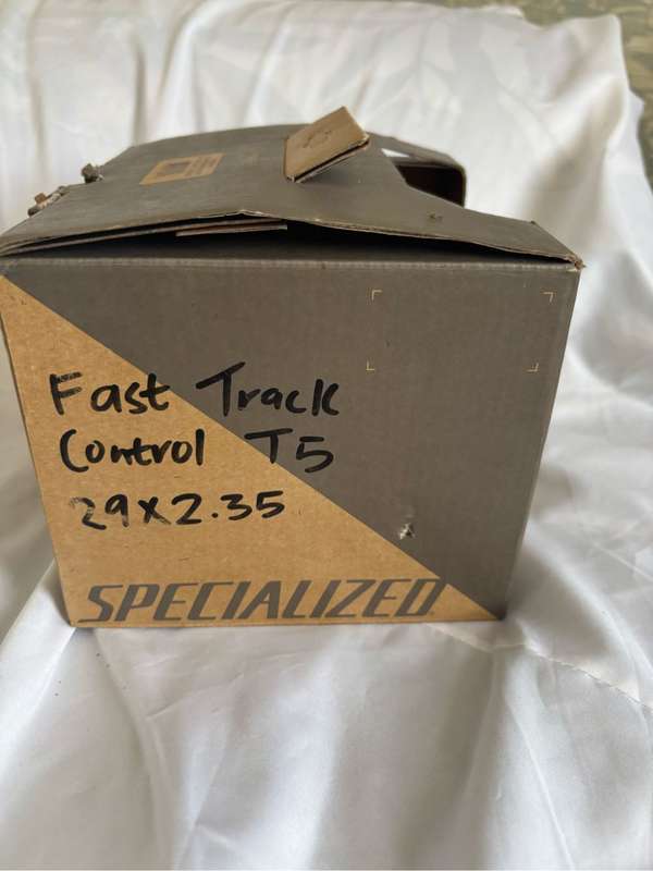 Fast Track Control T5 29 x 2.35 Trail Tyre Bicycle