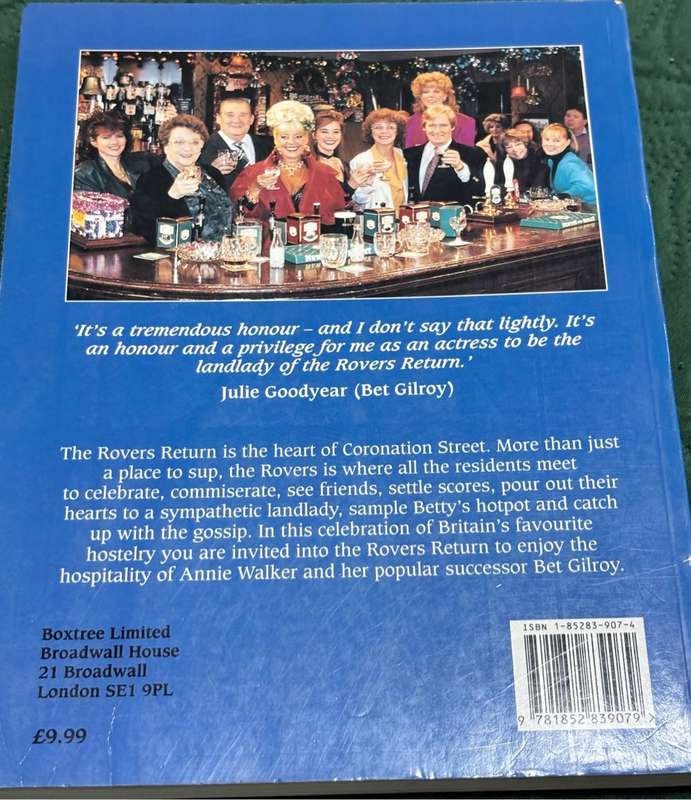 Life and Times at the Rovers Return Coronation Street foreword Julie Goodyear Signed