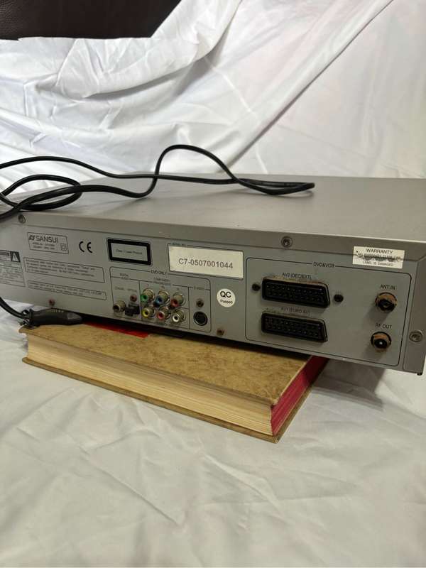 Sansui DV-DC600 DVD Video Combo Player