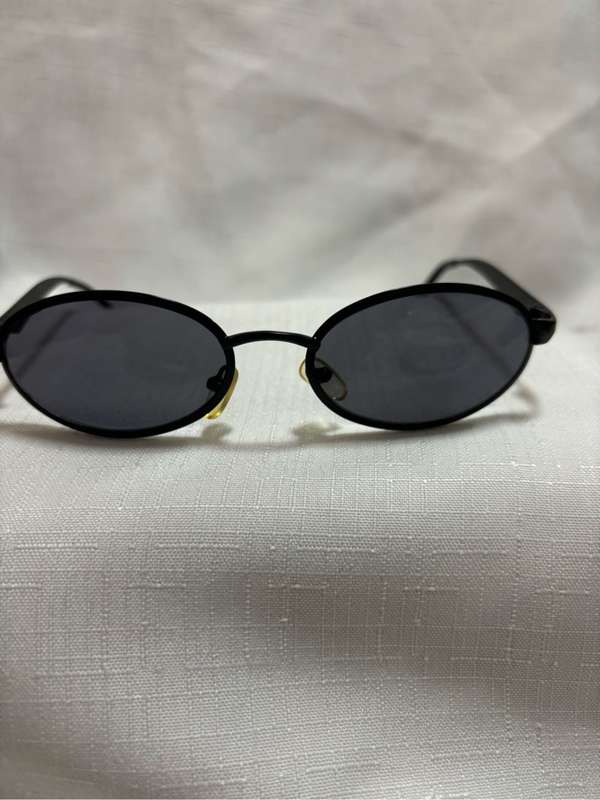 Sunglasses Metal Black 140  Oval Shape