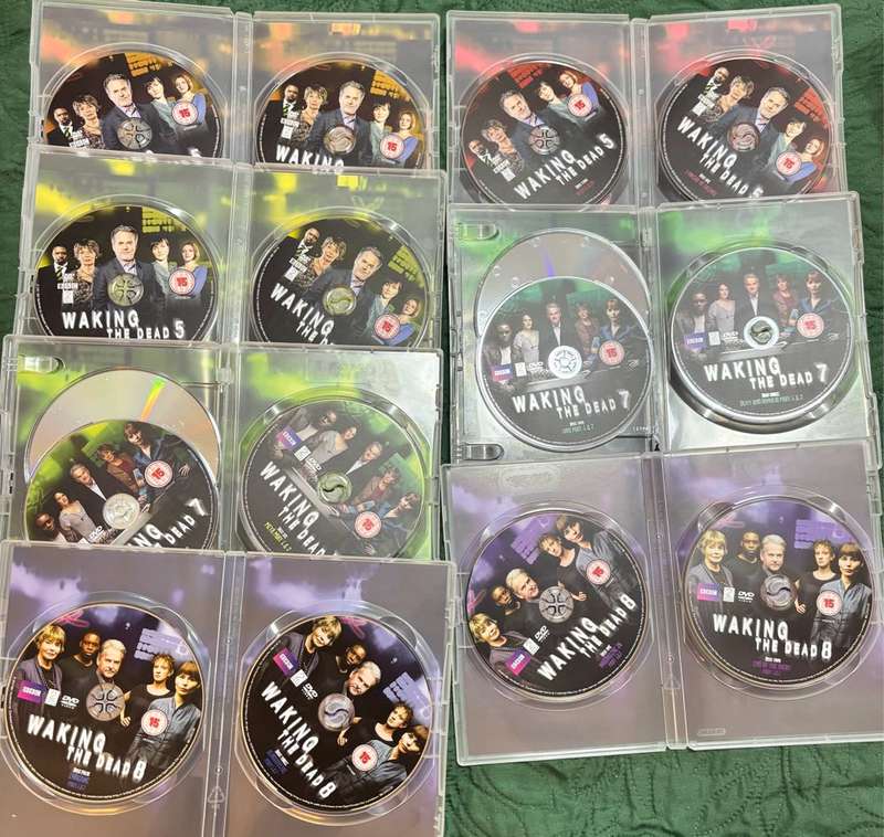 BBC DVD Waking Dead Seasons 5, 7 & 8 Collectable