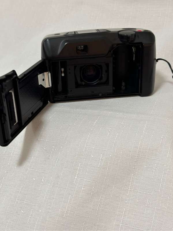 Pentax Espio 738G 38mm-70mm 35mm camera Body works