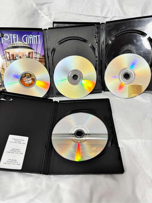 PC DVD and CD Games Combo Zoo Tycoon , Simulator Collection , Hotel Giant