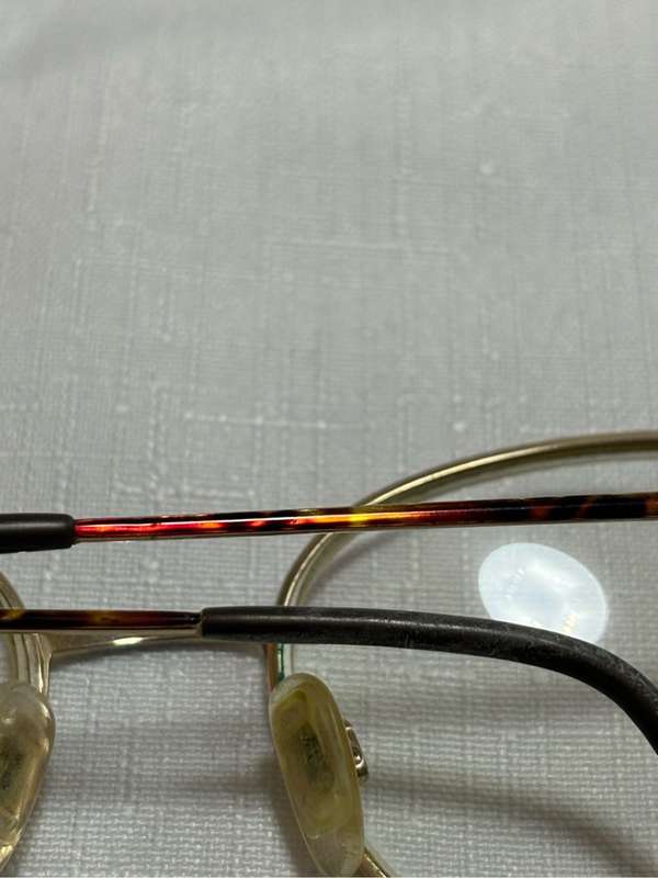 Eyewear Gold Frame with beautiful design
