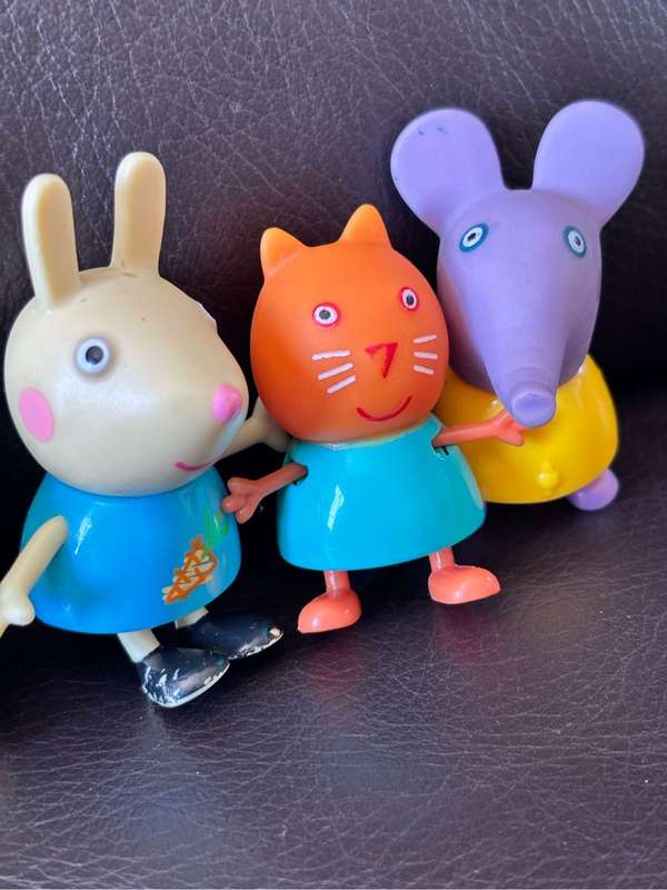 Peppa Pig Collection of 5 Collectible Figures