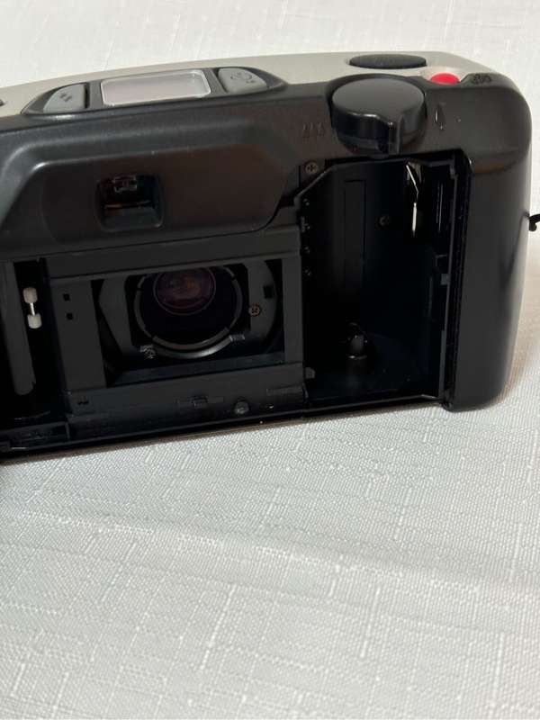 Pentax Espio 738G 38mm-70mm 35mm camera Body works