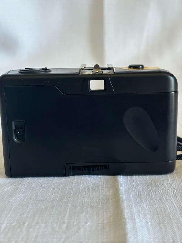 Focus 35mm Film Camera