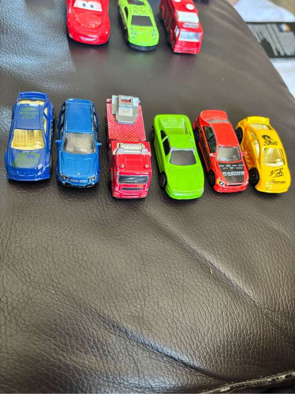 Miniature Die-cast Toy Cars Collection x 6