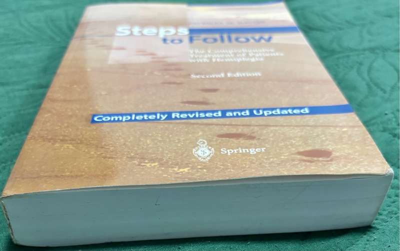 Steps to Follow Comprehensive Treatment of Patients with Hemiplegia 2nd Edition Patricia Davies