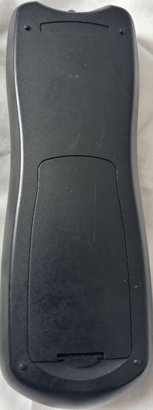 Yamaha OEM original Remote RC1113202/00 DVD YTH24