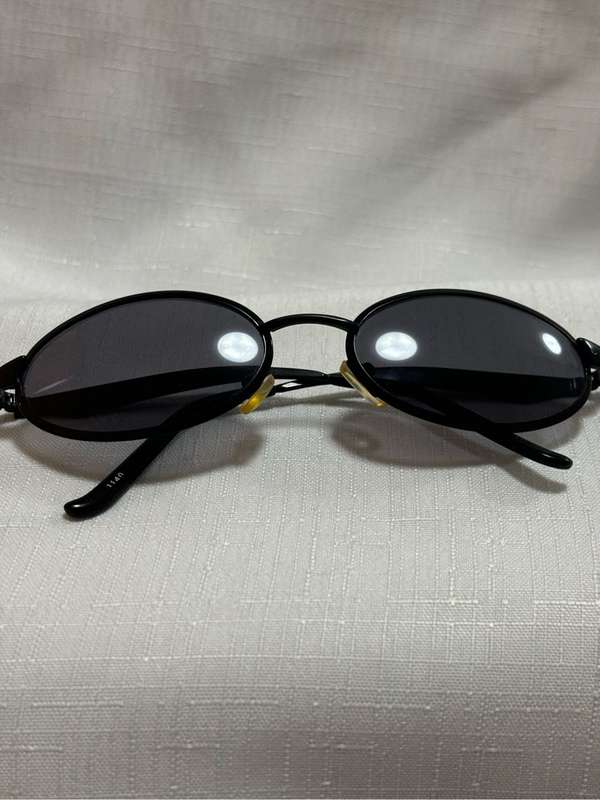 Sunglasses Metal Black 140  Oval Shape