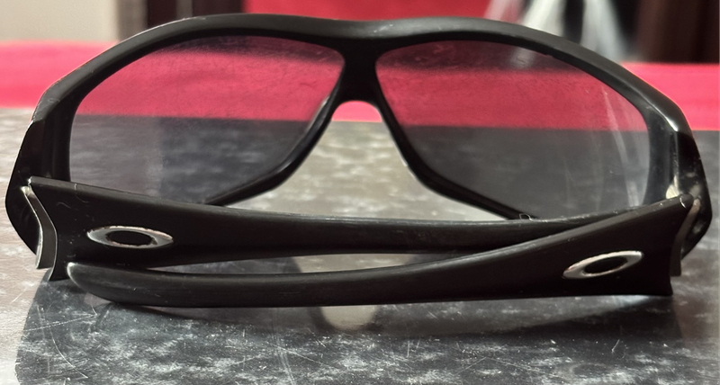 Oakley Riddle Unisex Black Sunglasses