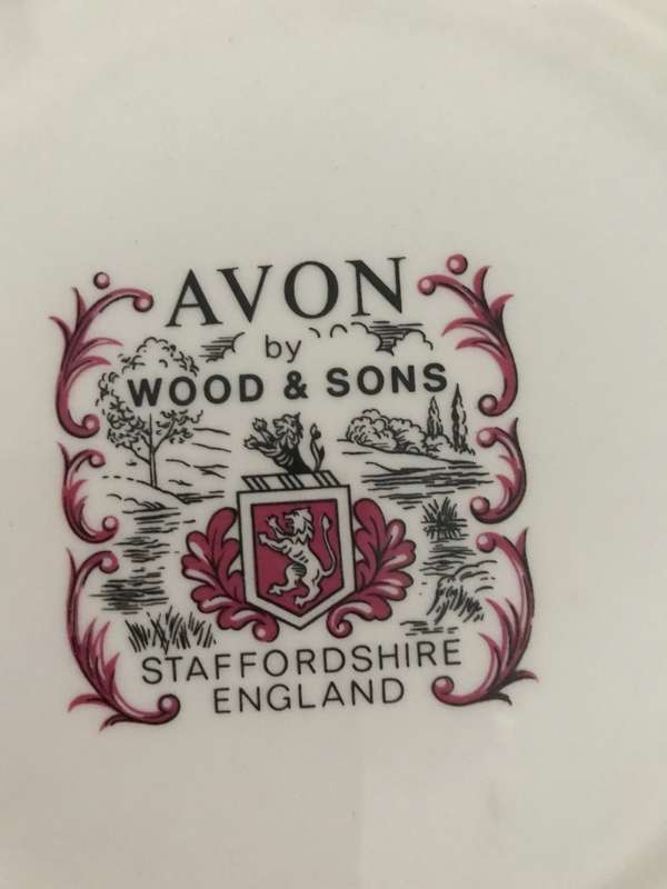 Avon by Wood & Sons Staffordshire England  Silver 25th Anniversary Plate