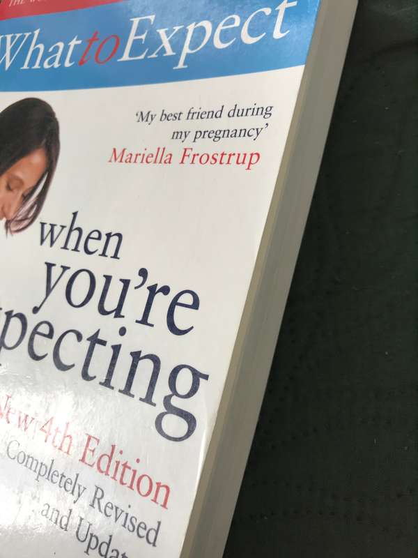 What to Expect When You're Expecting (4th Edition) (Paperback) by Heidi Murkoff