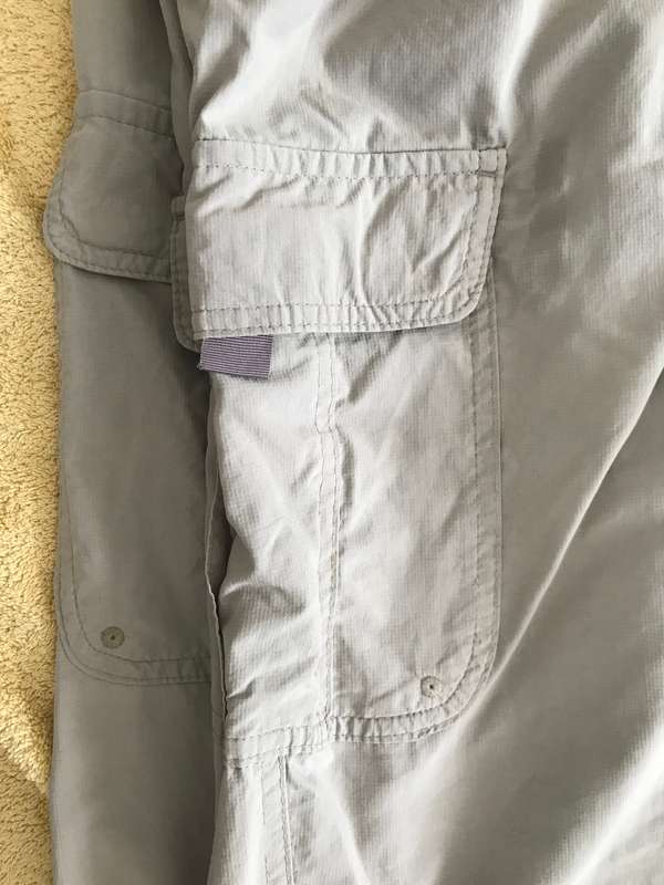 Columbia Mens Cargo Shorts 3/4 size XL beige made in Vietnam