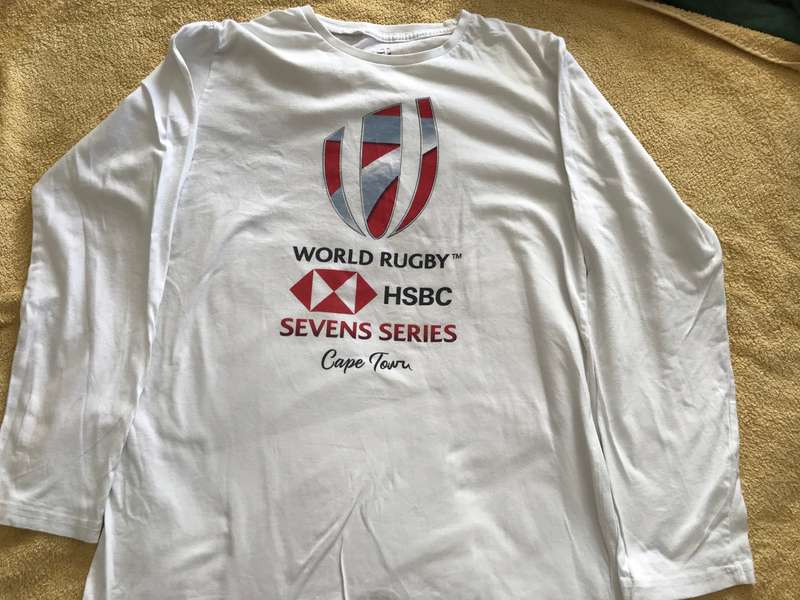 World Rugby HDBC Sevens Series Cape Town size Medium White long sleeve