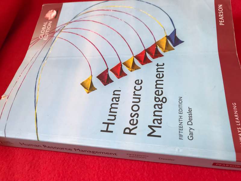 HUMAN RESOURCE MANAGEMENT, GLOBAL EDITION (PAPERBACK, 15TH EDITION) Gary Dessler Pearson Education L