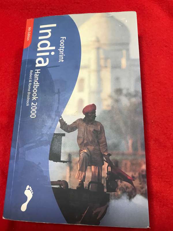 India Handbook: The Travel Guide Paperback  9th edition by Mr. Robert W. Bradnock (Author)