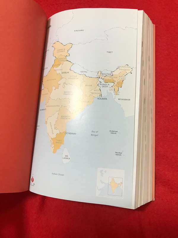 India Handbook: The Travel Guide Paperback  9th edition by Mr. Robert W. Bradnock (Author)