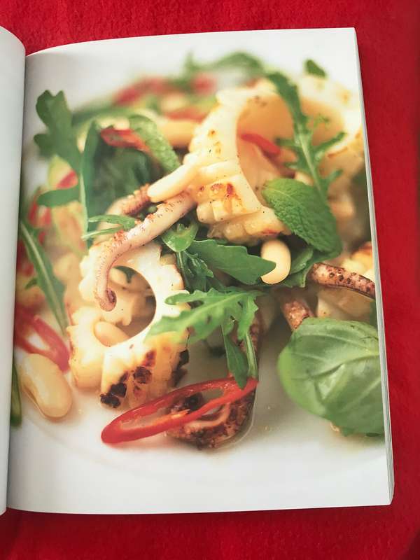 Jamie Oliver Lot 2 Cook books as seen on TV