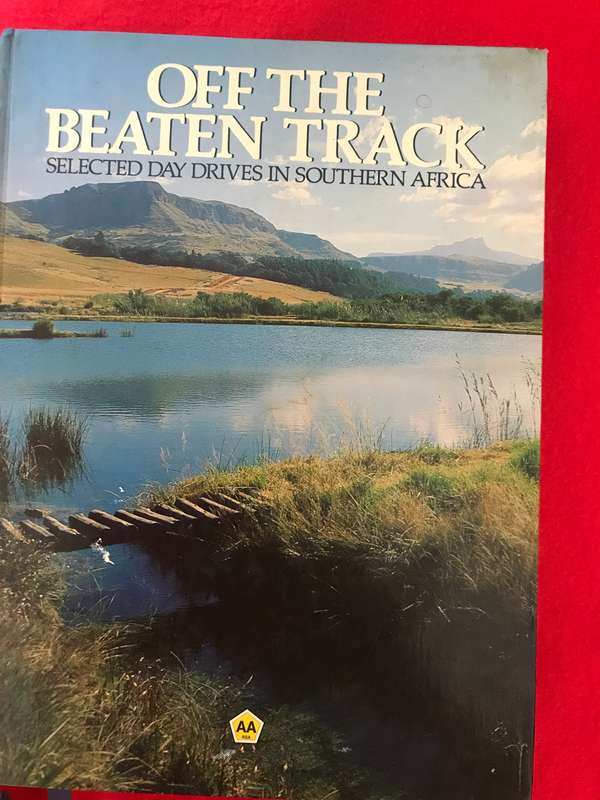 Lot 2 books : off the beaten track and The 4 x 4 Safari Cookbook