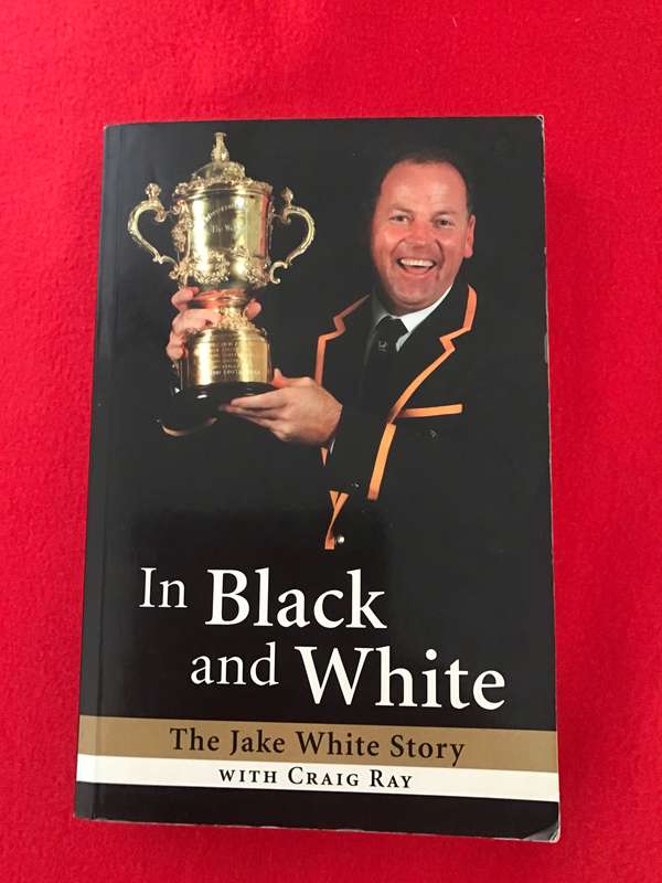Limited Edition world of champions 2007 year in review (signed by bok squa)and FREE Jake White book