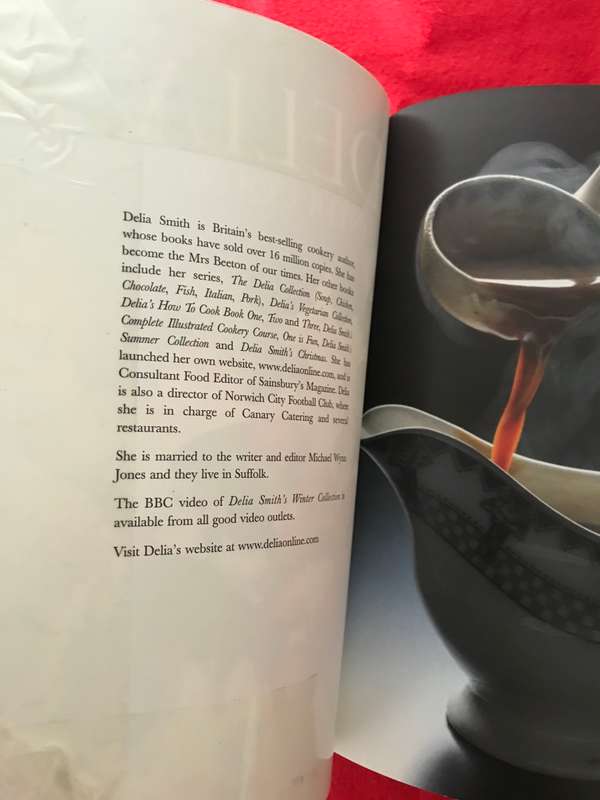 Vintage Cook Book Delia Smiths Winter Collection Book