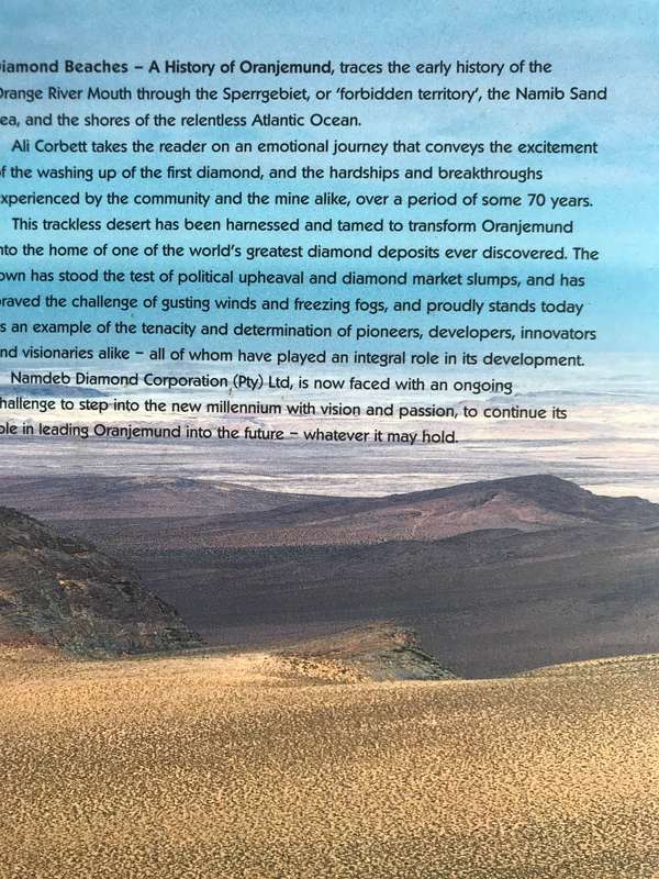 Diamond Beaches : a History of Oranjemund Corbett, Ali , Williamson, Graham, Corbett, Ian , Brickman