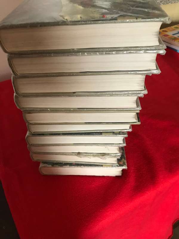 Nuwe Afrikaanse Kinder-Ensiklopedie 1-10 volume with dustcover 1972, 73