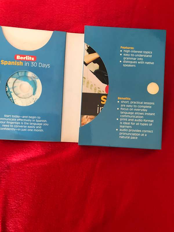 Spanish in 30 Days (Berlitz) Audio CD  and book AS NEW