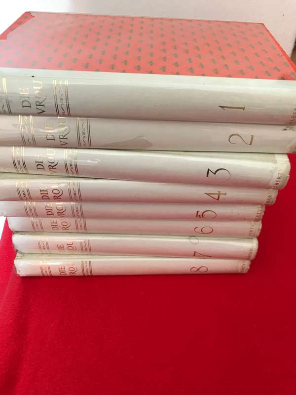DIE VROU 1973 (8 volume )deur C P van der Merwe