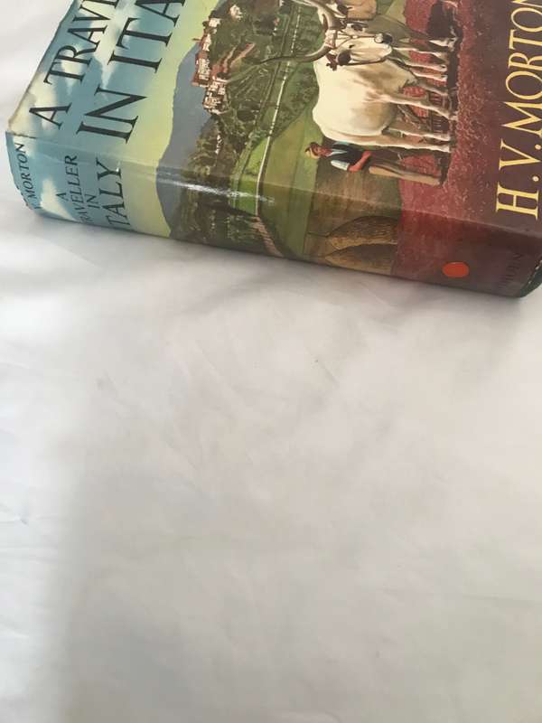 A Traveller in Italy by H. V. Morton