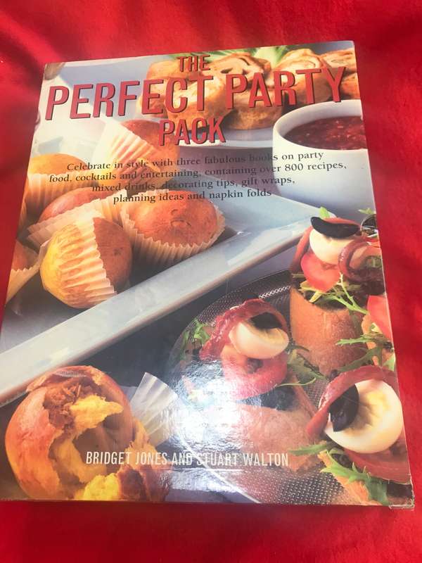 The Perfect Party Pack  contain 3 fabulous books