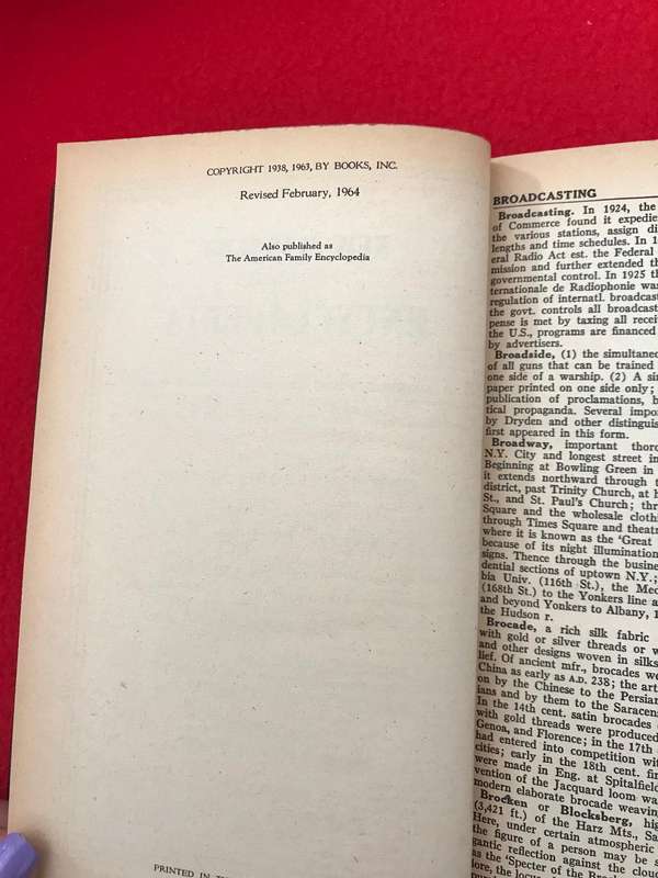 NEW MASTER'S PICTORIAL ENCYCLOPEDIA SET 2 books Volume  1 & Volume  2 1964