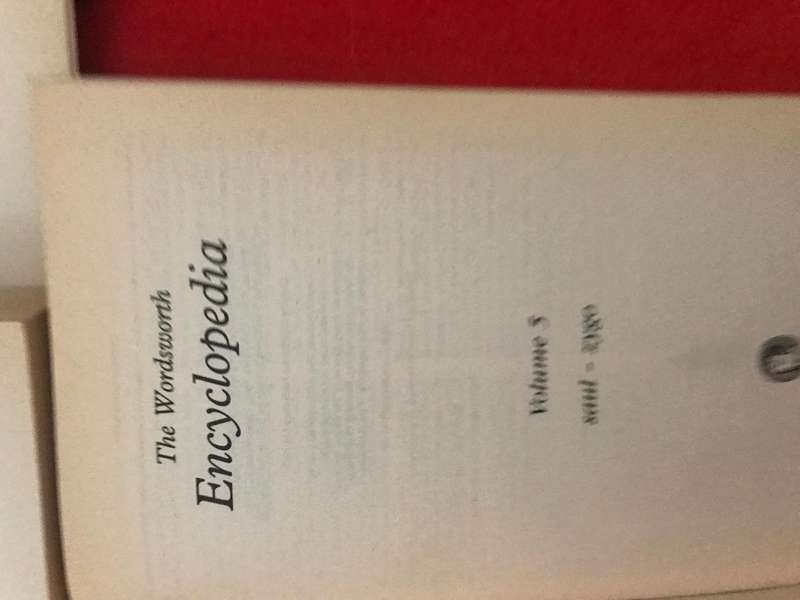 The Wordsworth Encyclopedia (5 volume) 1995