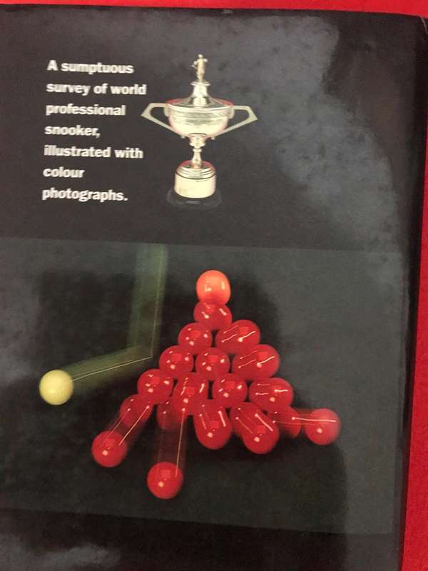 The Embassy Book of World Snooker - Hardcover Everton, Clive