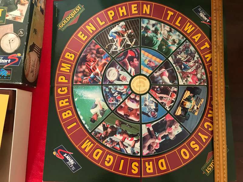 ORIGINAL BOXED VINTAGE SUPERSPORT GOLDQUEST BOARD GAME