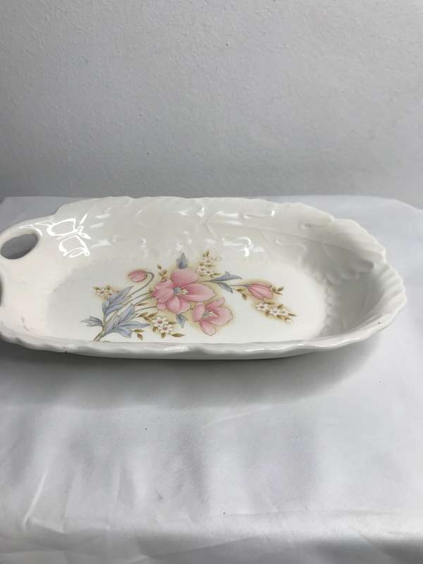 Serving Bowl Chelsea Fine Ceramic Rectangular Serving Dish pink floral Kakuzyu Japan