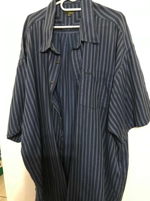 Jeep 4 XL blue stripe shirt