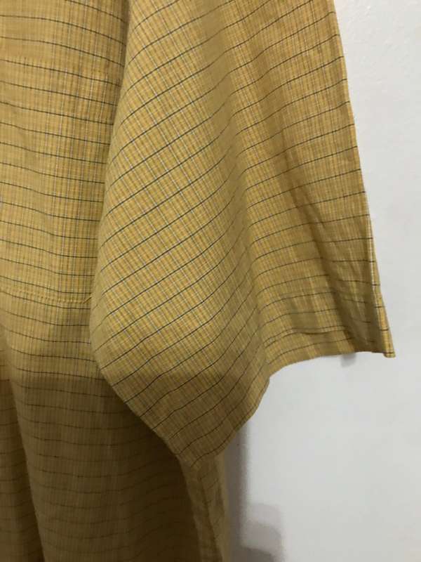 Jeep XL yellow short sleeve shirt