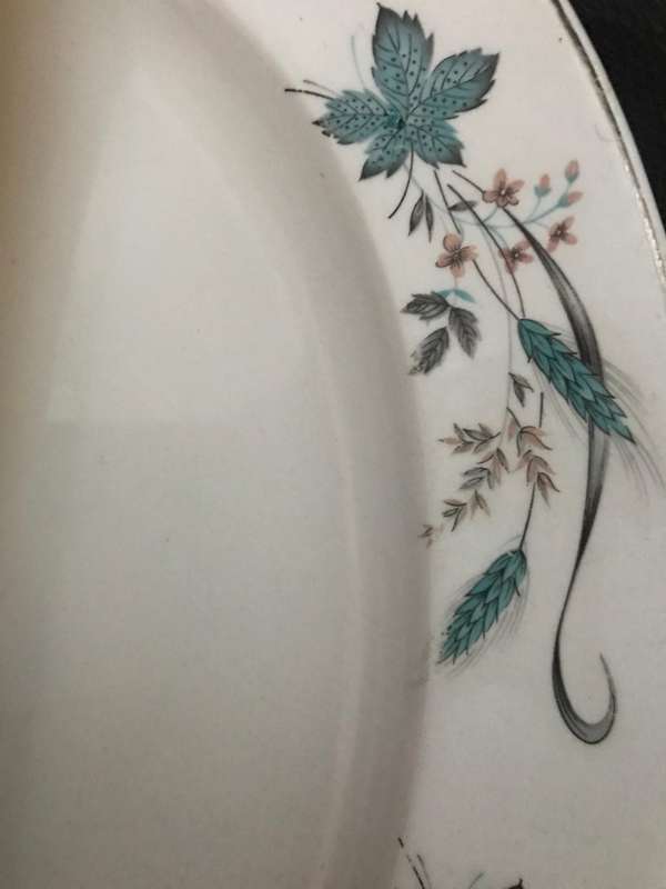 Alfred Meakin England Glo-White Oval Plate