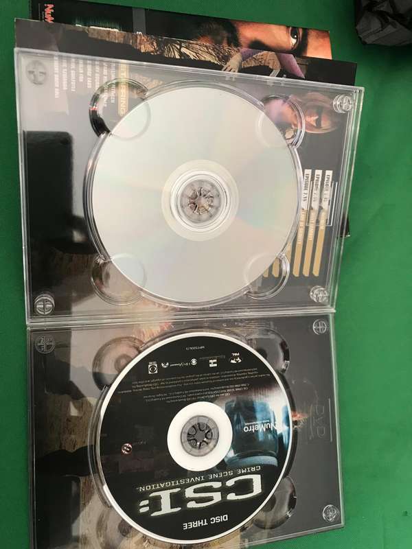CSI Season 2 : NY & CSI : Crime Scene Investigation Seasons 5, 7