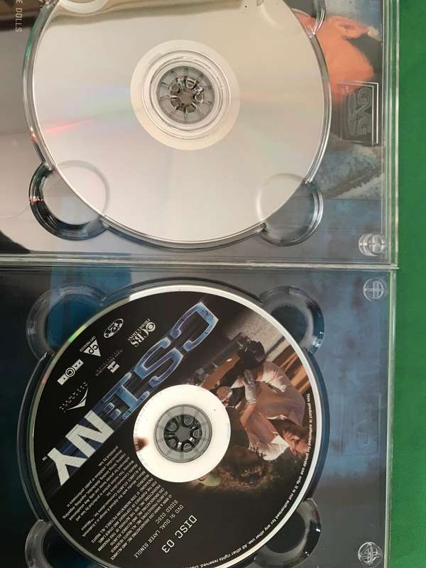 CSI Season 2 : NY & CSI : Crime Scene Investigation Seasons 5, 7