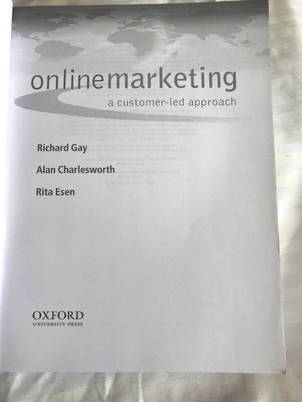 onlinemarketing a customer led approach Oxford Gay,Charlesworth,Esen