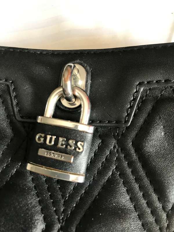 Guess bag beautiful lock decor used second hand