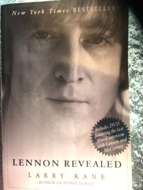 Lennon Revealed include DVD the last filmed interview with Lennon & McCartney by Larry Kane