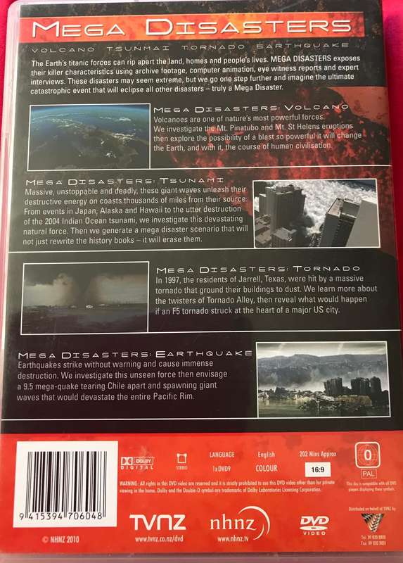 DVD Mega Disasters + The History of World War 2