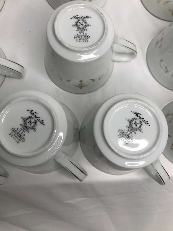 Noritake 6520 Tea set 12 cups and 12 sauces with milk and sugar jar
