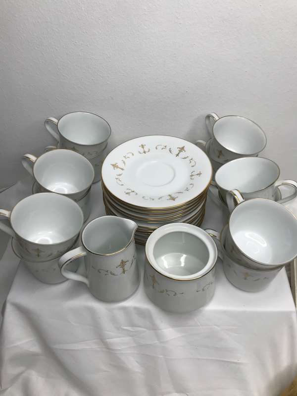 Noritake 6520 Tea set 12 cups and 12 sauces with milk and sugar jar