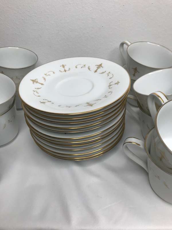 Noritake 6520 Tea set 12 cups and 12 sauces with milk and sugar jar